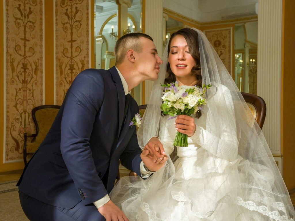 The Importance of the Bridal Party: Roles, Responsibilities, and Etiquette